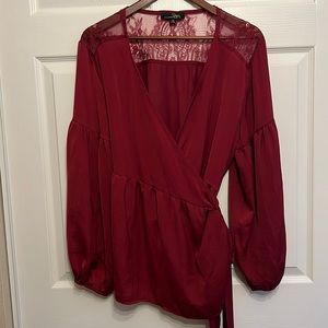 Silky wrap lace top dressy womens shirt XL Suazanne Betro